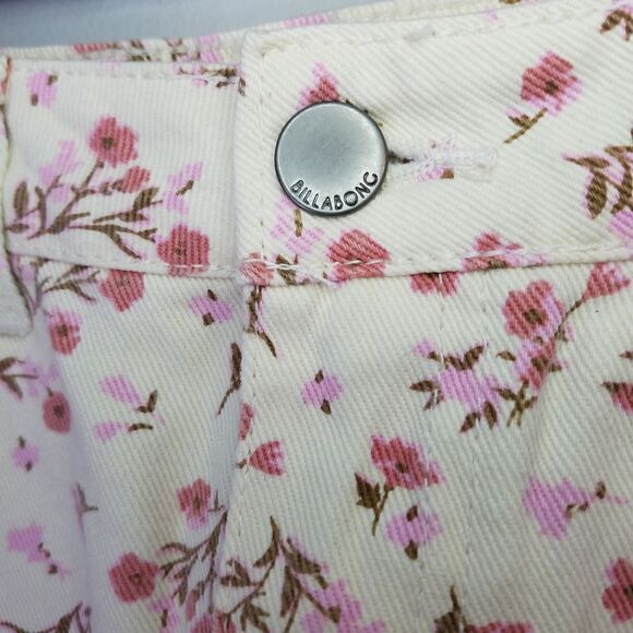 NWT Billabong Girl's Sweetheart Floral Denim 100% Cotton Mini Skirt 10 - Picture 9 of 14